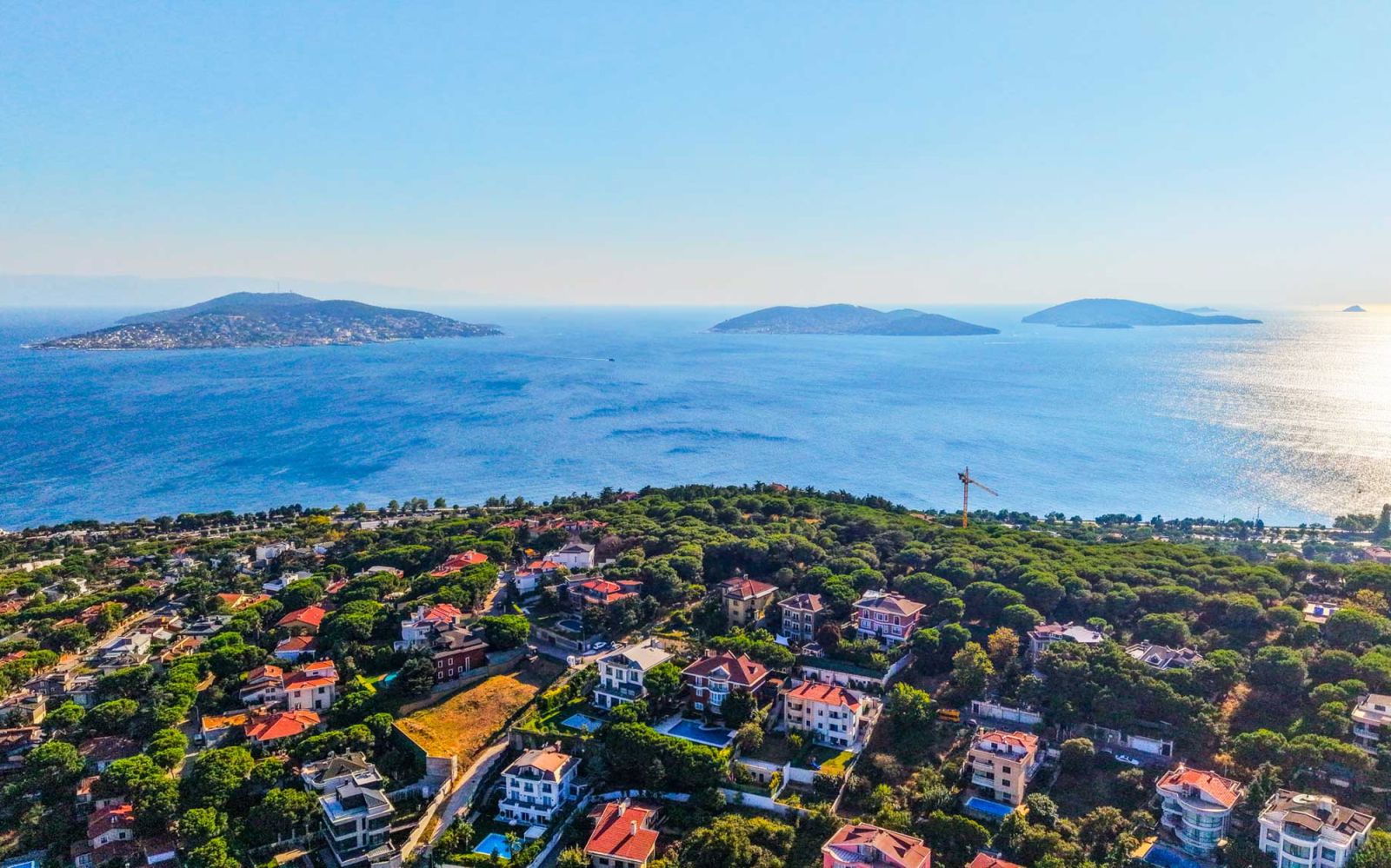 Dragos'ta kesintisiz deniz manzaralı villa